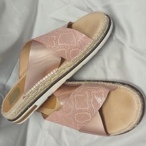 Kanna Metallic Pink Slide Sandals Size 10 US/Euro Size 42